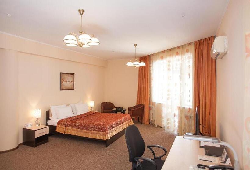 اتاق لوکس, Golden Dragon