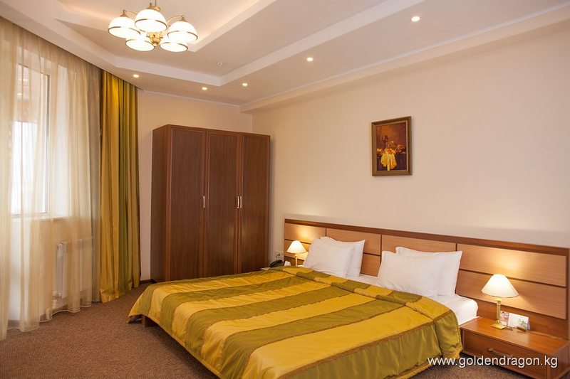 اتاق لوکس, Golden Dragon