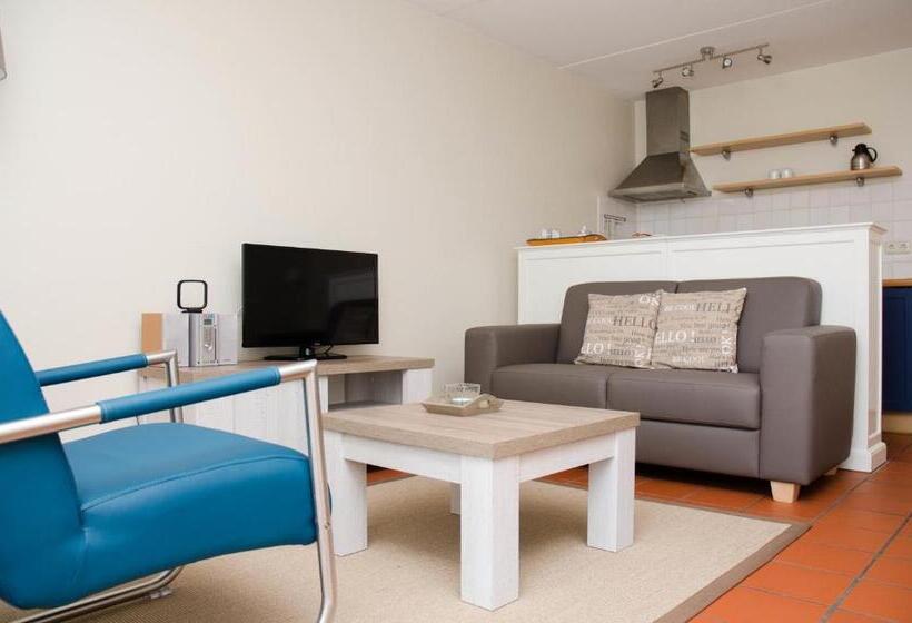 דירת חדר, Graaf Bernstorff