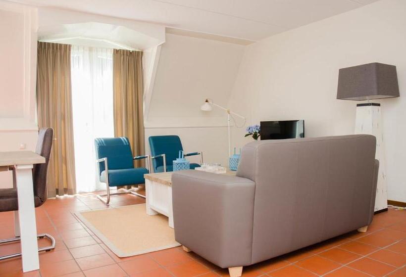 דירת שני חדרים, Graaf Bernstorff