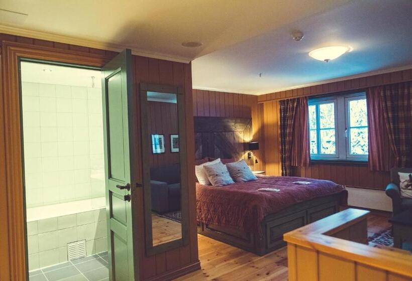 סוויטת ג'וניור, Gudbrandsgard