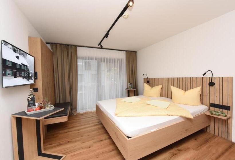 غرفة ديلوكس, Haller S Post