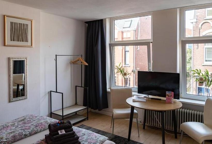 اتاق استاندارد, Inn Den Acht Venlo