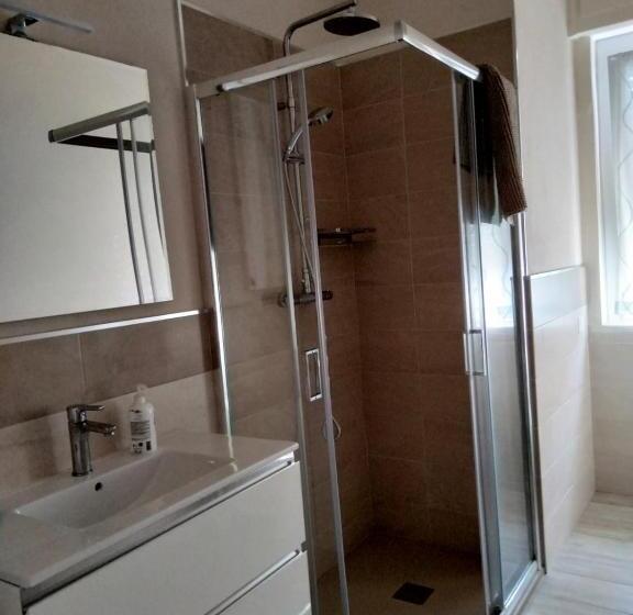 침실 2개 아파트, La Perla