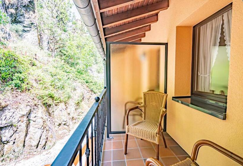 Номер Стандарт, Le Postillon