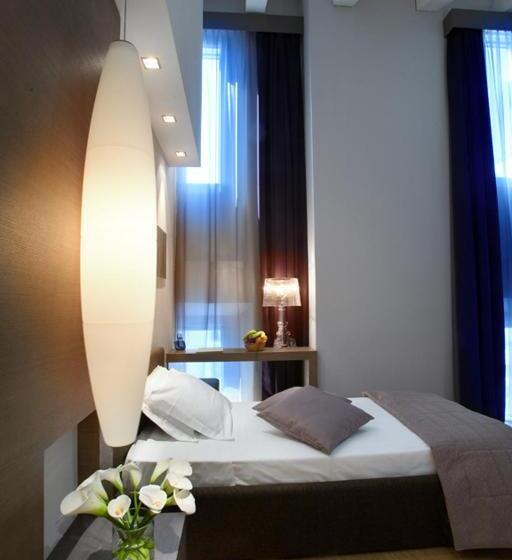 수피리어 싱글 룸, Michelangelo