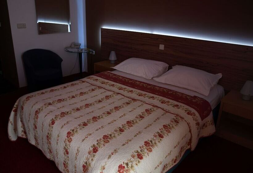 スタンダードシングルルーム, Podravina