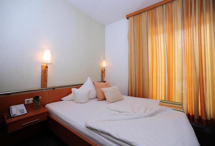 غرفة كومفورت فردية, Restaurant Mohren