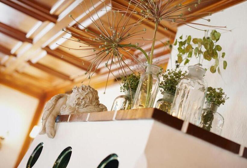 غرفة سوبيريور فردية, Restaurant Mohren