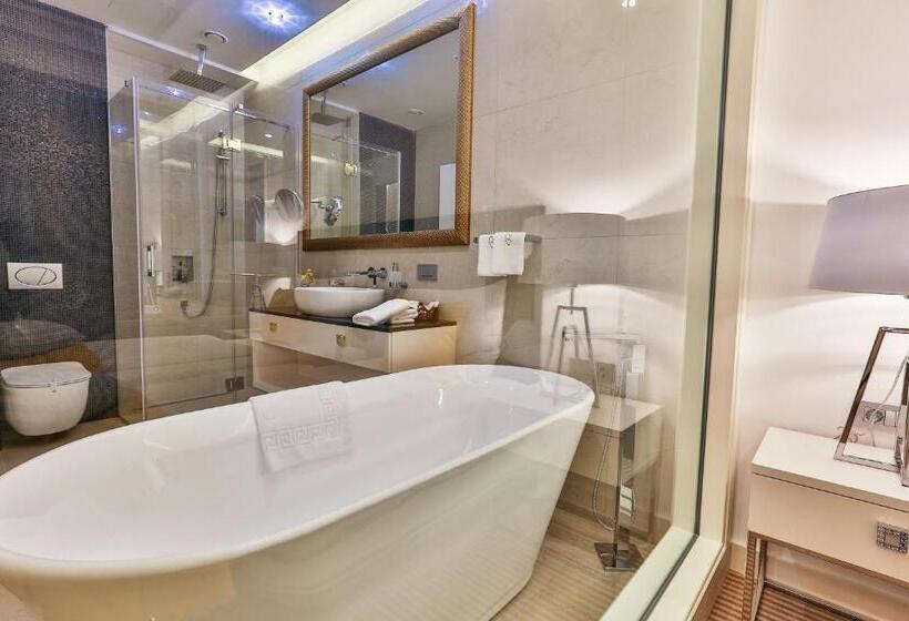 سوییت سوپریور, Rivijera