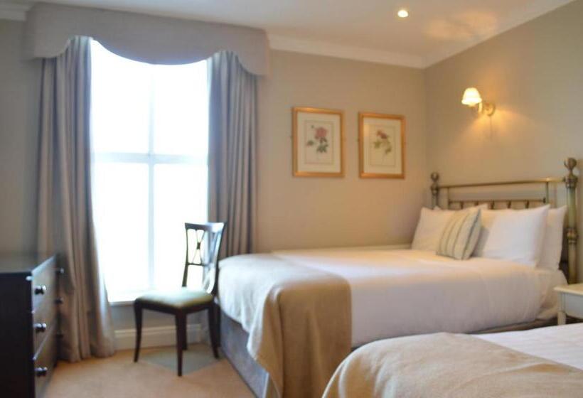 패밀리 룸, The Listowel Arms