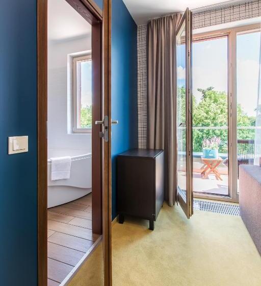 Suite with Terrace, Viešbutis Simpatija