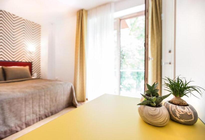 اتاق استاندارد با بالکن, Viešbutis Simpatija