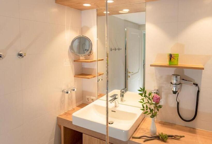 스탠다드 방갈로, Vila Vita Pannonia