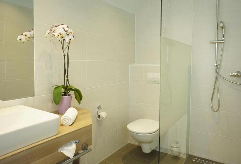 패밀리 방갈로, Vila Vita Pannonia