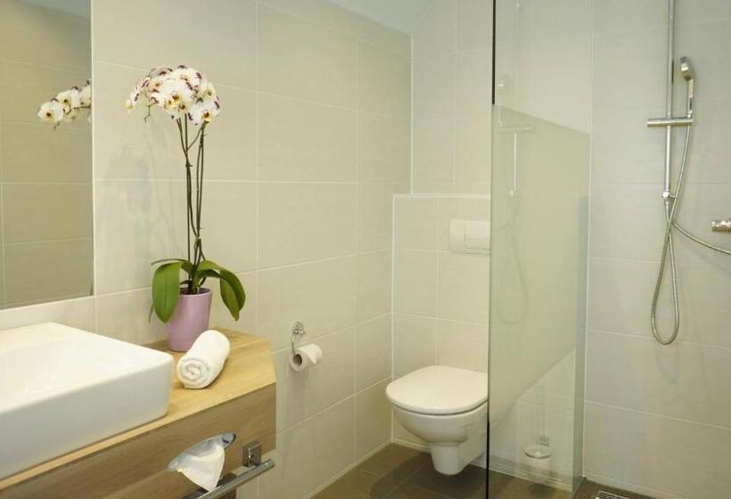 패밀리 방갈로, Vila Vita Pannonia