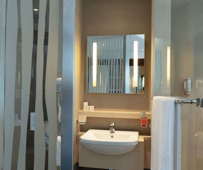 اتاق استاندارد, Voila Bagatelle