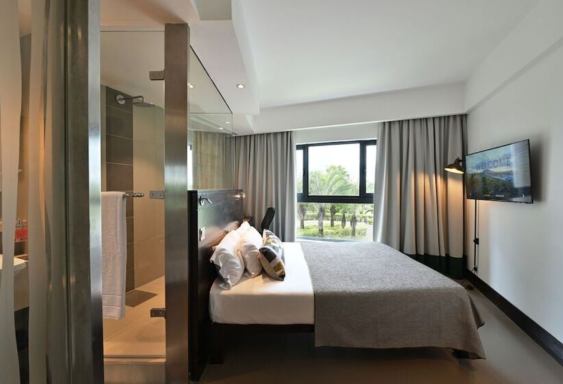 اتاق استاندارد, Voila Bagatelle