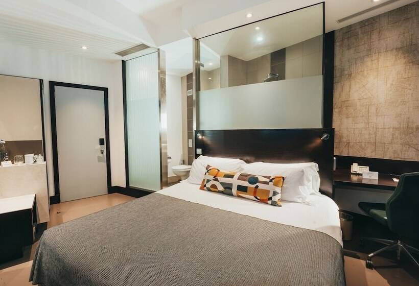 اتاق استاندارد, Voila Bagatelle