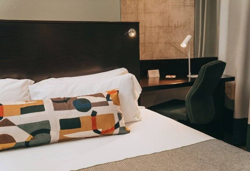 اتاق استاندارد, Voila Bagatelle