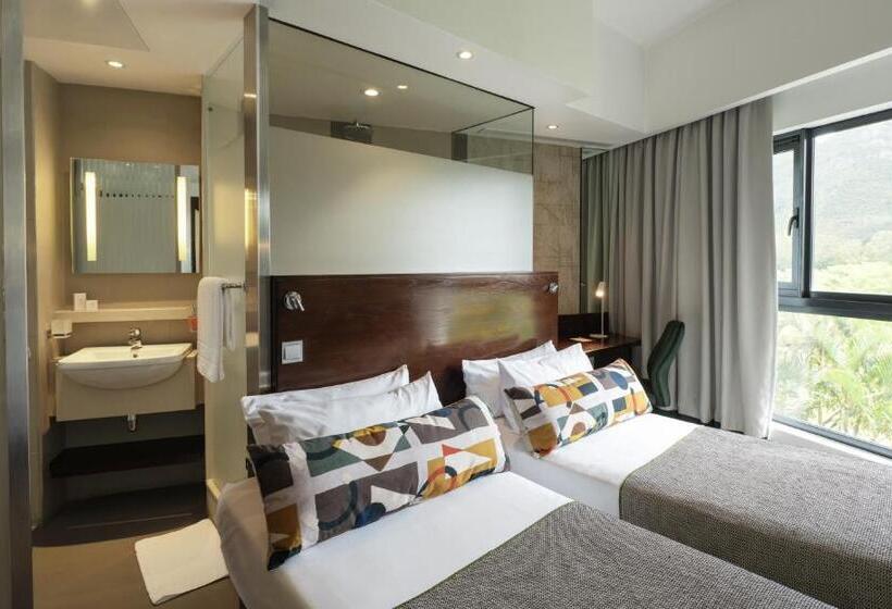 اتاق استاندارد, Voila Bagatelle