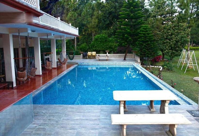 סוויטה, Riverside By Aahma