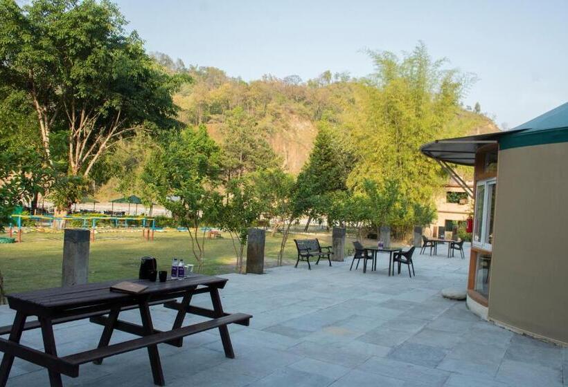 חדר דלוקס, Riverside By Aahma