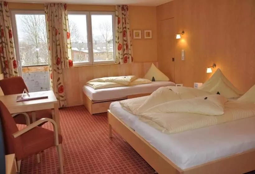 ベーシック４人部屋, Sonne Bezau   Familotel Bregenzerwald
