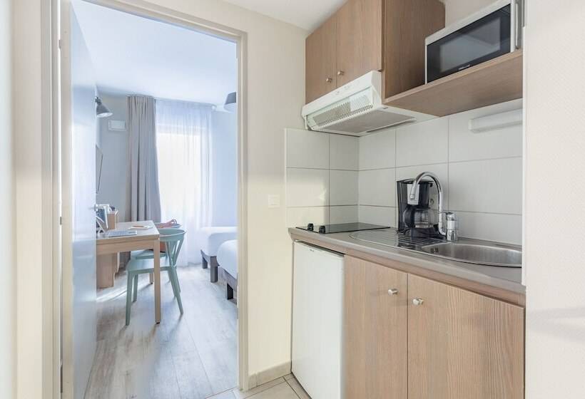 스탠다드 스튜디오, Appart City Classic Valence