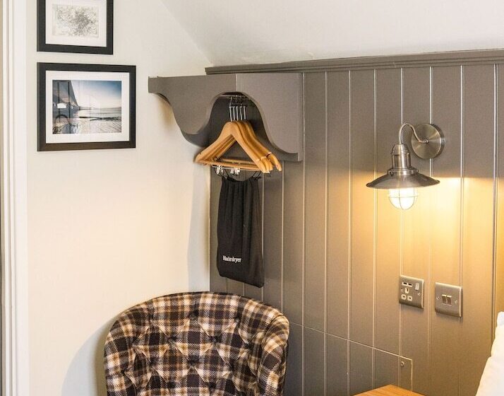 Номер Стандарт, Almondsbury Inn & Lounge