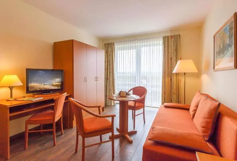 Comfort room with terrace, Am See
