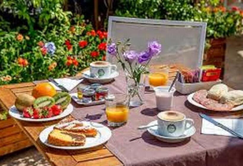 Номер Комфорт, Chalet Résidence La Combeauté