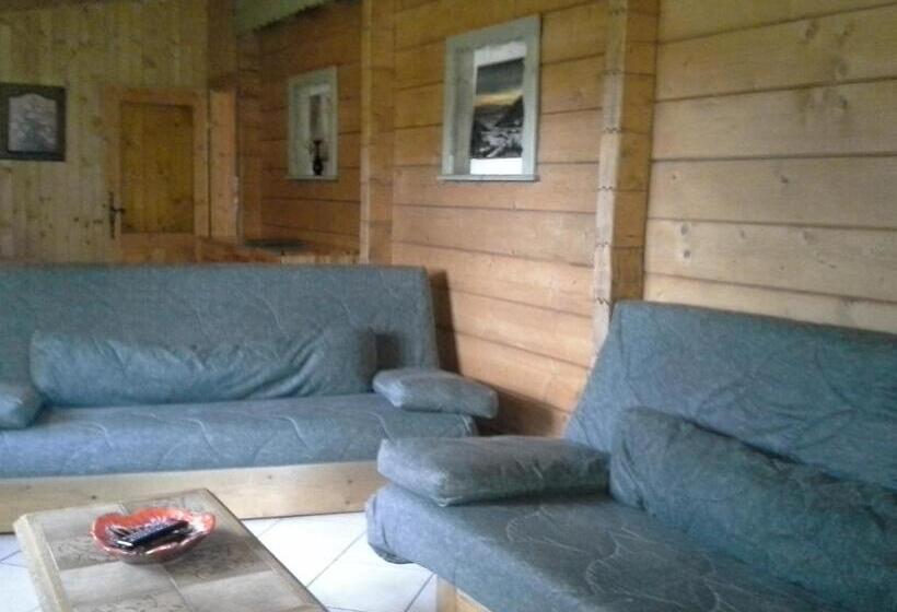 샬레, Chalet Résidence La Combeauté