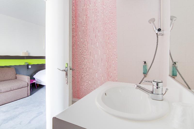 חדר משפחתי, D Angleterre