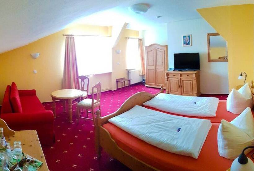 컴포트 룸, Der Muhlenhof