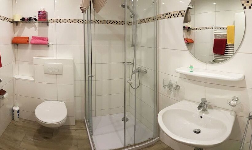 스위트, Der Muhlenhof