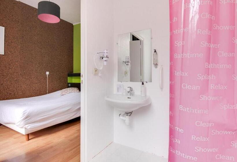 חדר סטנדרט, D Angleterre