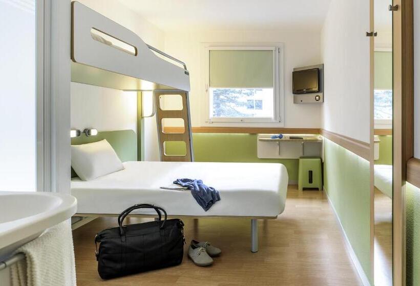 Номер Стандарт Трехместный, Ibis Budget Aix Les Bains  Gresy