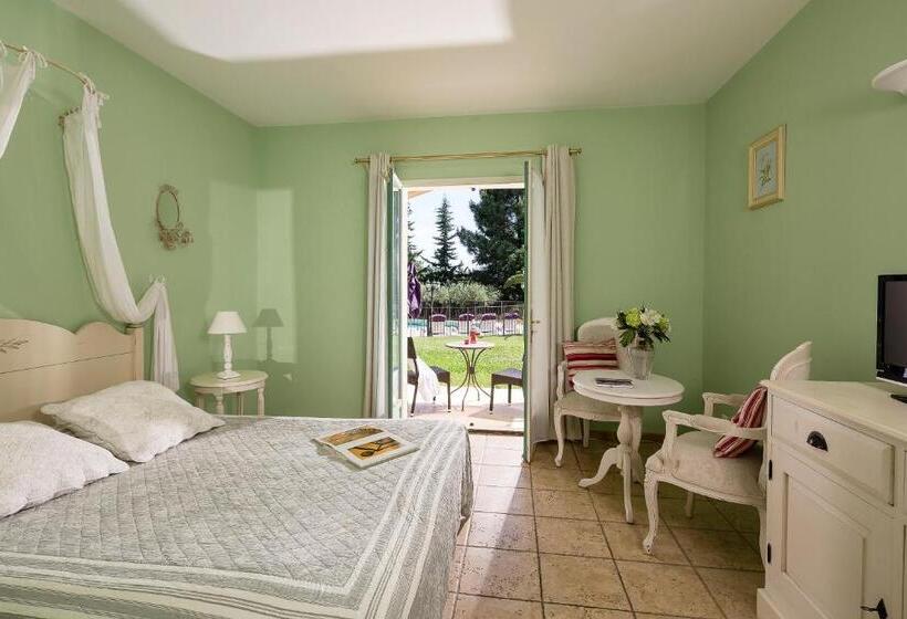 חדר סופריור עם טרסה, Restaurant Le Clos De Pradines