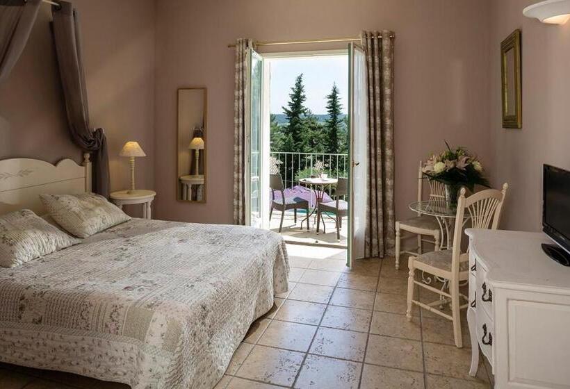 חדר סופריור עם טרסה, Restaurant Le Clos De Pradines