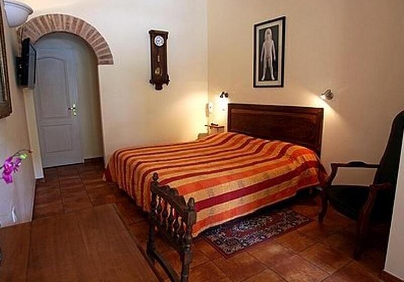 スタンダードルーム, Le Clos Des Arts