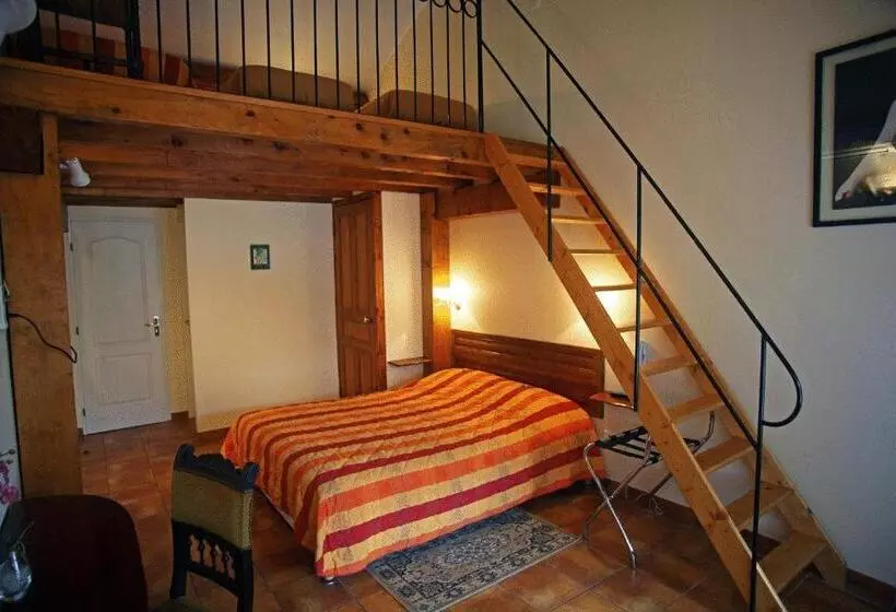 スタンダード4人部屋, Le Clos Des Arts