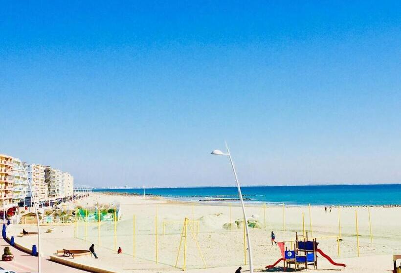 غرفة قياسية مطلّة علي البحر, Les Alizes