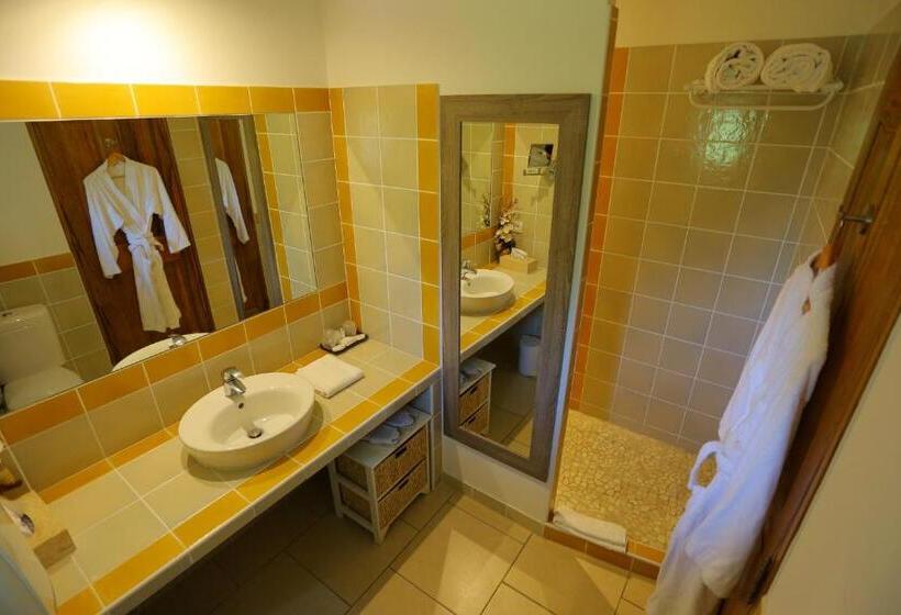 غرفة قياسية, Maison Chenet Les Chambres Entre Vigne Et Garrigue Teritoria