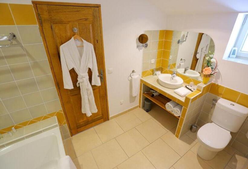 غرفة قياسية مطلّة علي حمام السباحة, Maison Chenet Les Chambres Entre Vigne Et Garrigue Teritoria