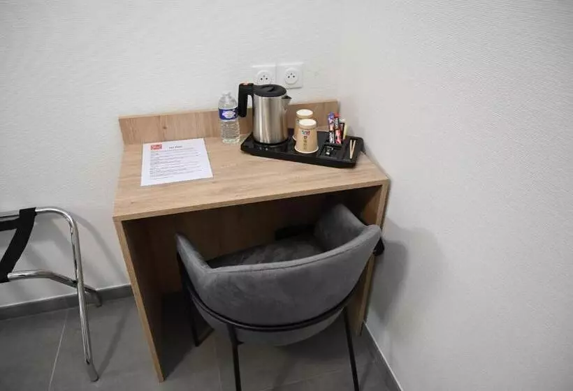 キングサイズベッドのスーペリアルーム, Cit Hotel Les Eleis