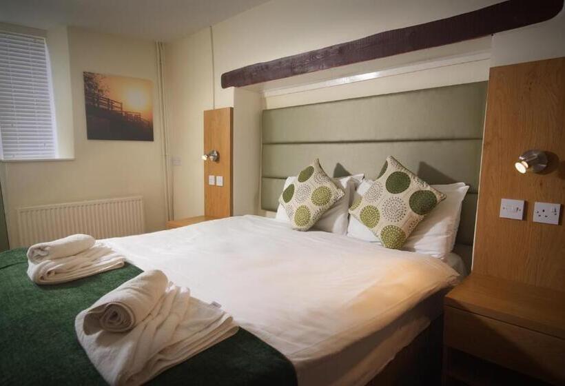 غرفة قياسية, New Inn