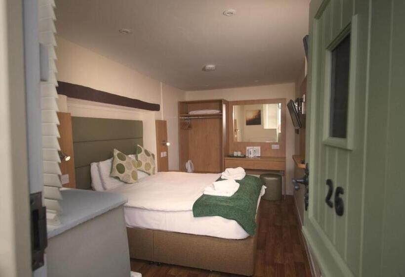 غرفة قياسية, New Inn