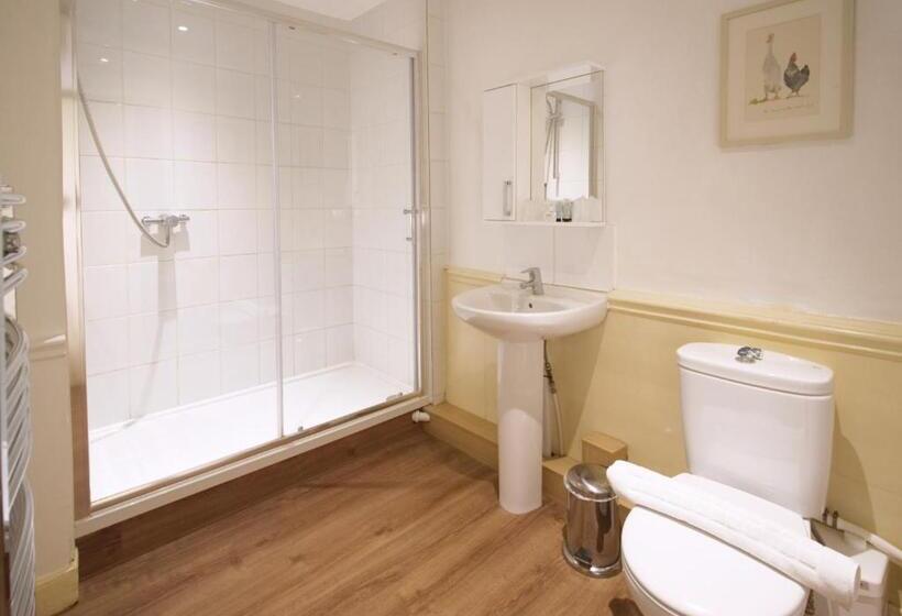 Quarto Estandar, New Inn