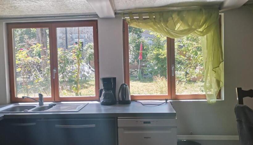 1间卧室的房子, Régina